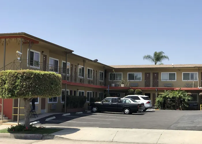 Motel: Fullerton Lodge